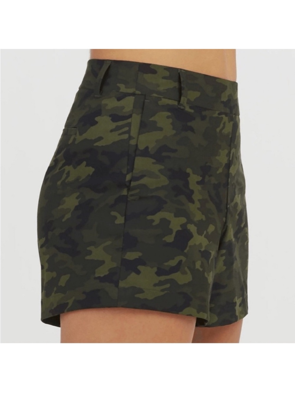 Spanx Small Shorts Sunshine Shorts 4” in Green Camo NWT - Picture 3 of 13